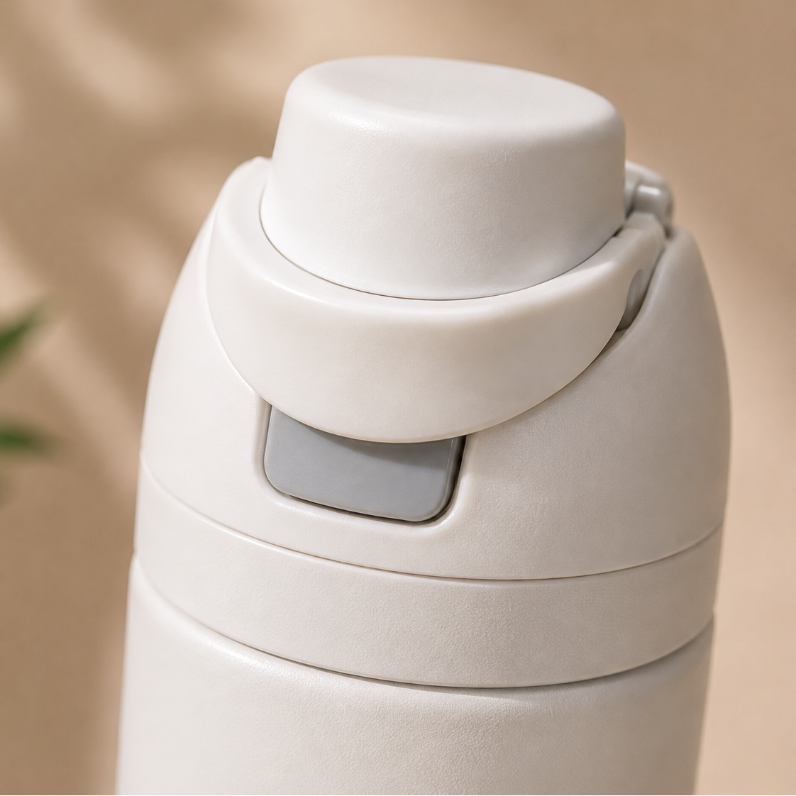 Premium Insulated Stainless Steel Water Bottle (960 ml) thumbnail 5